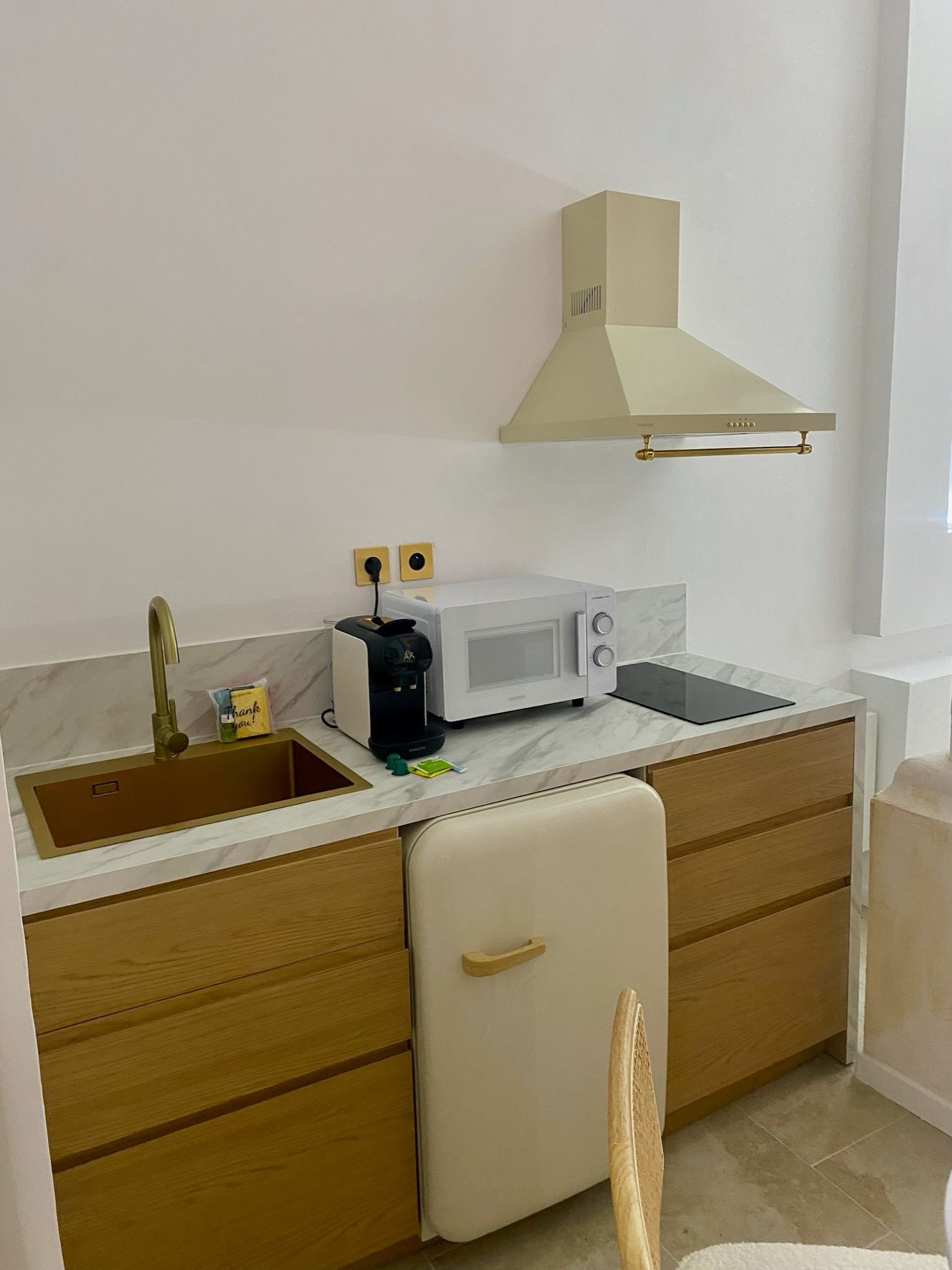 Equipped kitchen corner
